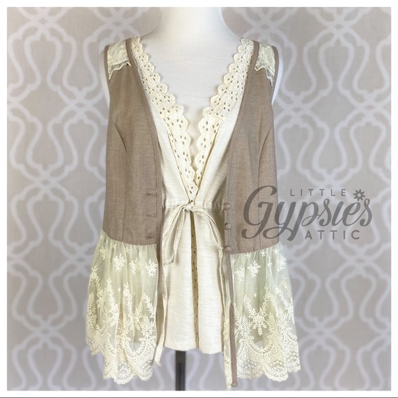 A’reve Peplum Lace Layered Tunic Vest Style Top - Picture 12 of 14